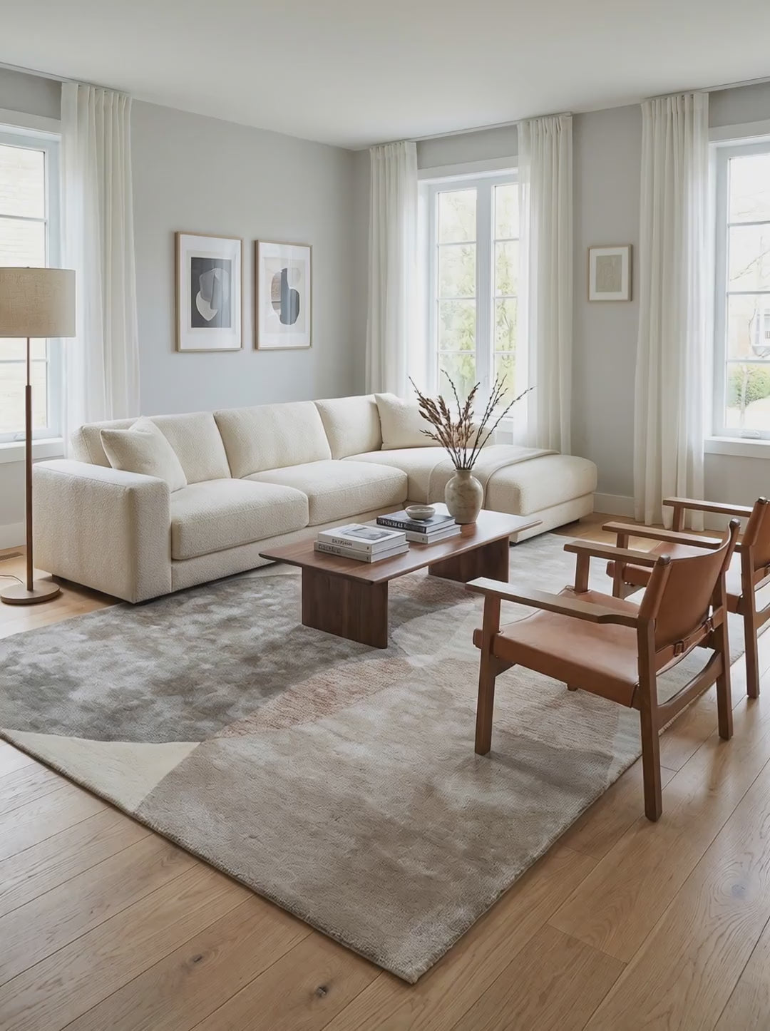 Charger la vidéo : Tapis Viscose Beige &amp; Gris - Tavira