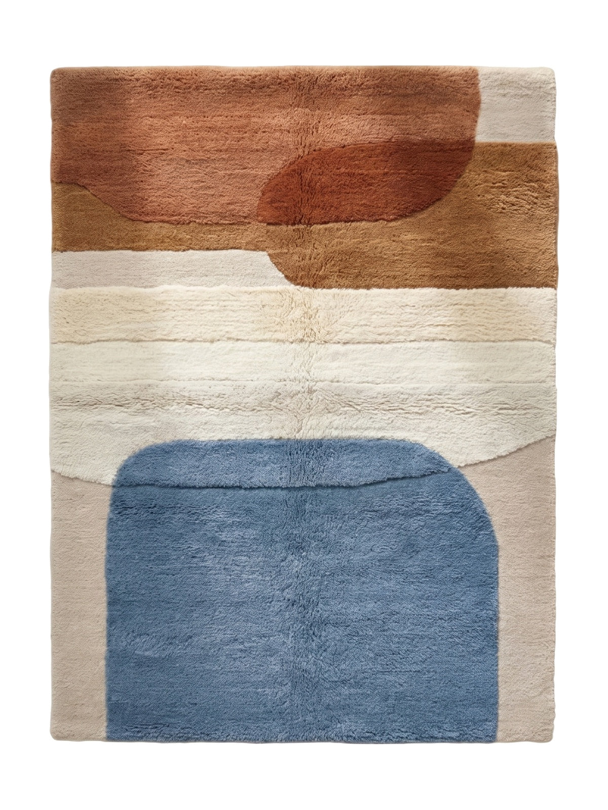 Une composition abstraite en laine sculptée bleu, terracotta et crème avec des formes organiques et des bandes