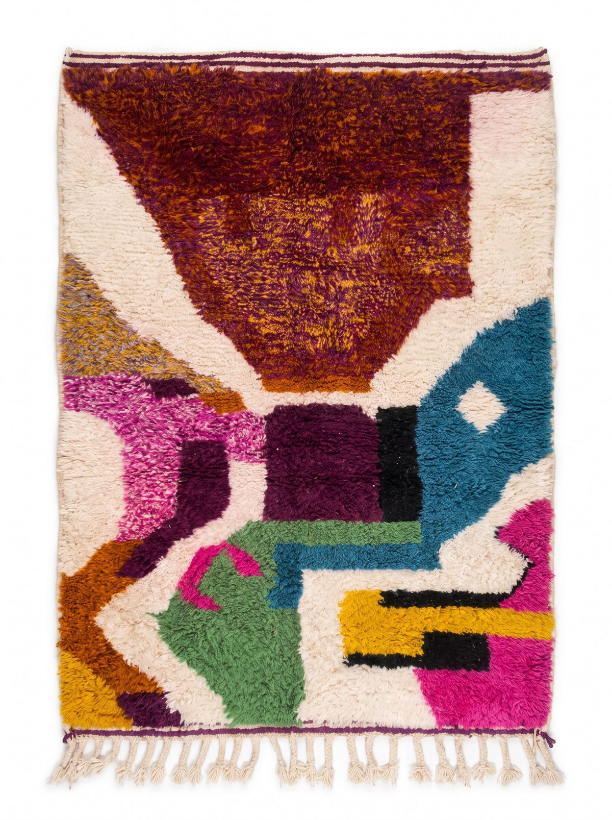 Tapis berbère style Azilal multicolore Amaynut vu à plat, en tête un grand trapèze bordeaux chiné ocre