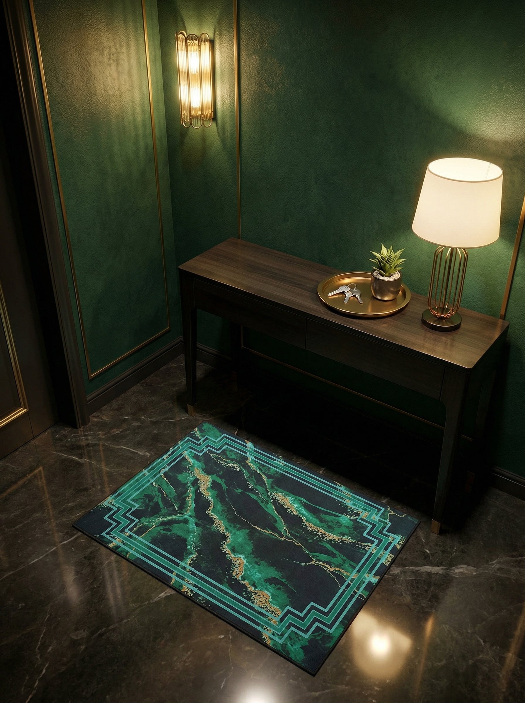Tapis rectangulaire aux motifs marbrés vert émeraude, noir et doré, avec une bordure art déco turquoise, dans un hall d'entrée élégant