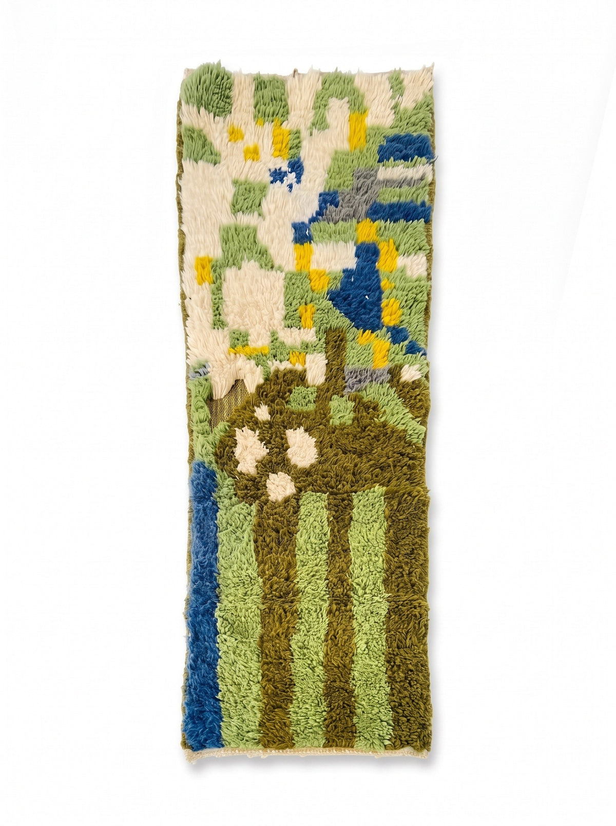 Tapis d'escalier berbère coloré vert olive Berzoun vu à plat, couloir à poil long, en bas six bandes verticales vert