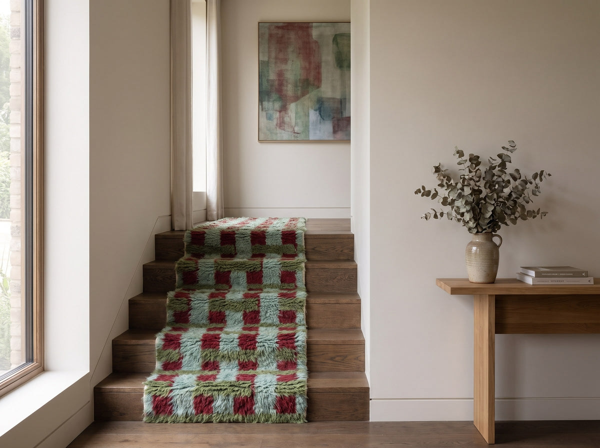 Style déco : intérieur de caractère. Ambiance : lumière naturelle. Pièce : escalier