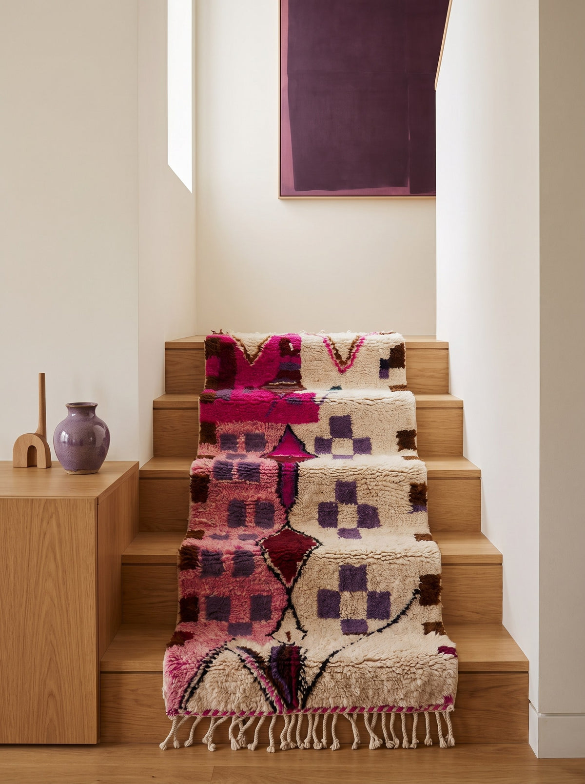 Zoumi Berber stair runner, Azilal style, in white and pink, on a third staircase, hand-knotted in Morocco