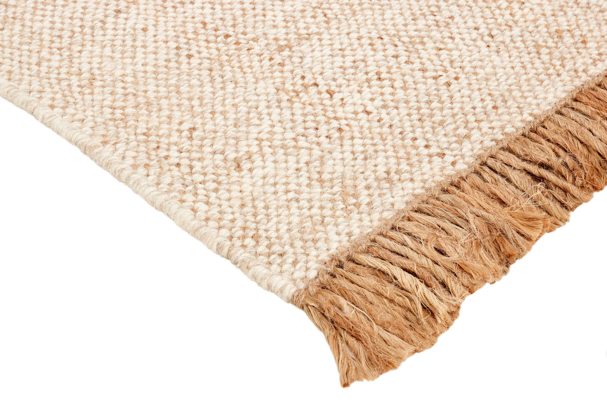 Natural Beige 100% Wool Hallway Runner - Frangia, detail of the material