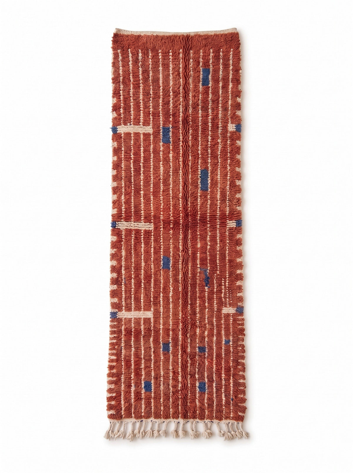 Tapis de couloir berbère à rayures terracotta Tichka vu à plat, couloir fond brique à fines rayures verticales écrues