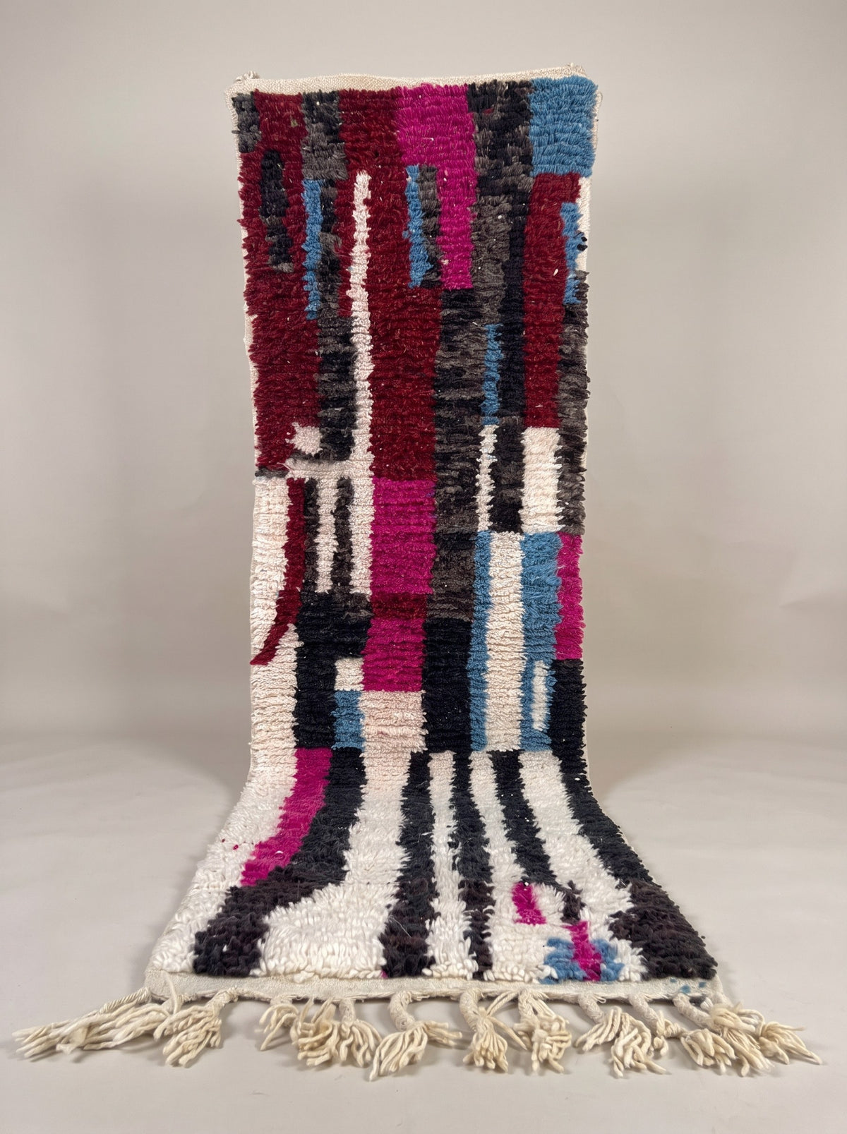 Legzira colourful Berber runner in burgundy and white, hanging, one of a kind, hand-knotted in Morocco