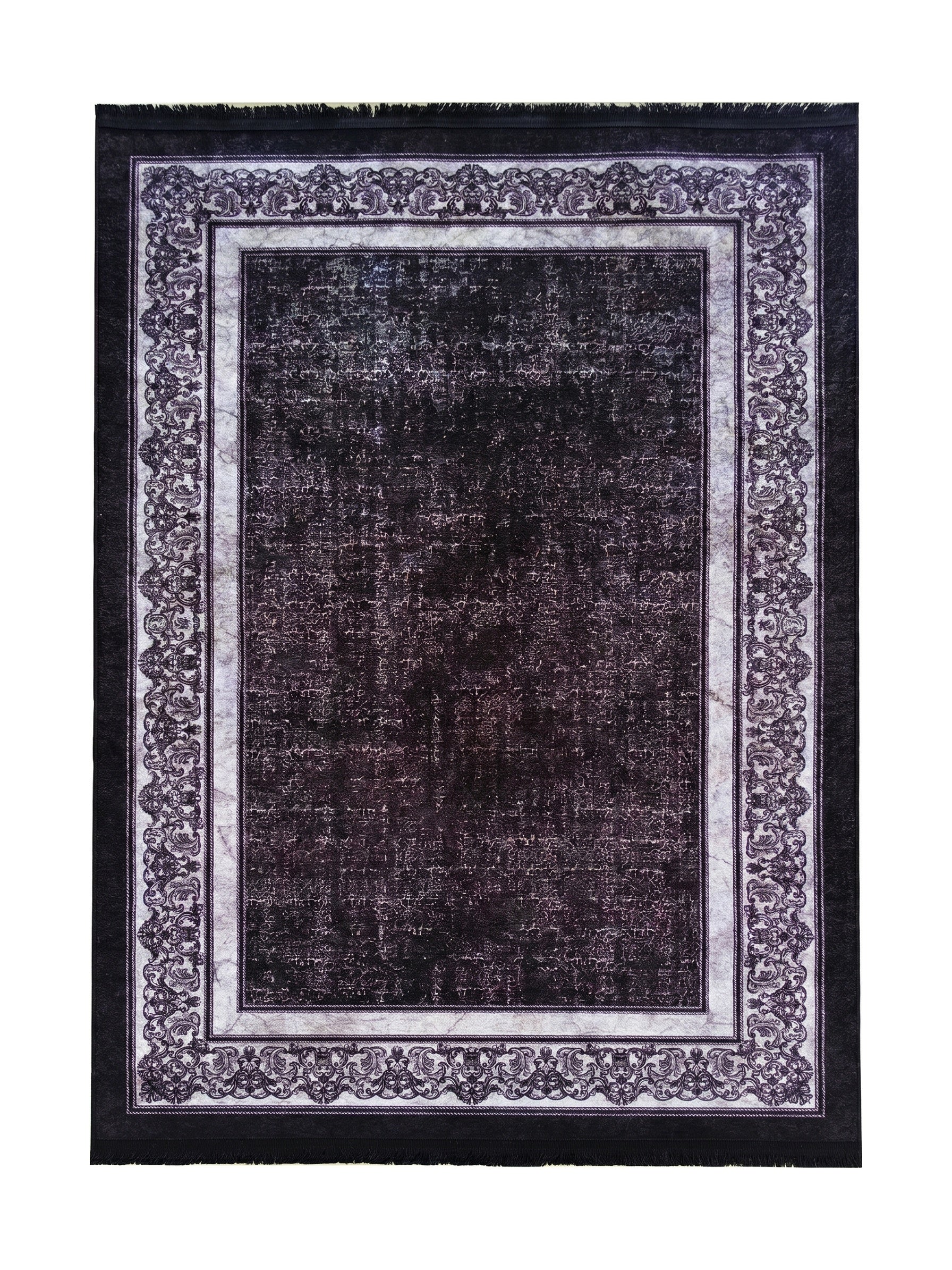 Tapis rectangulaire foncé à effet vieilli, bordé de motifs ornementaux gris et noirs sur fond clair