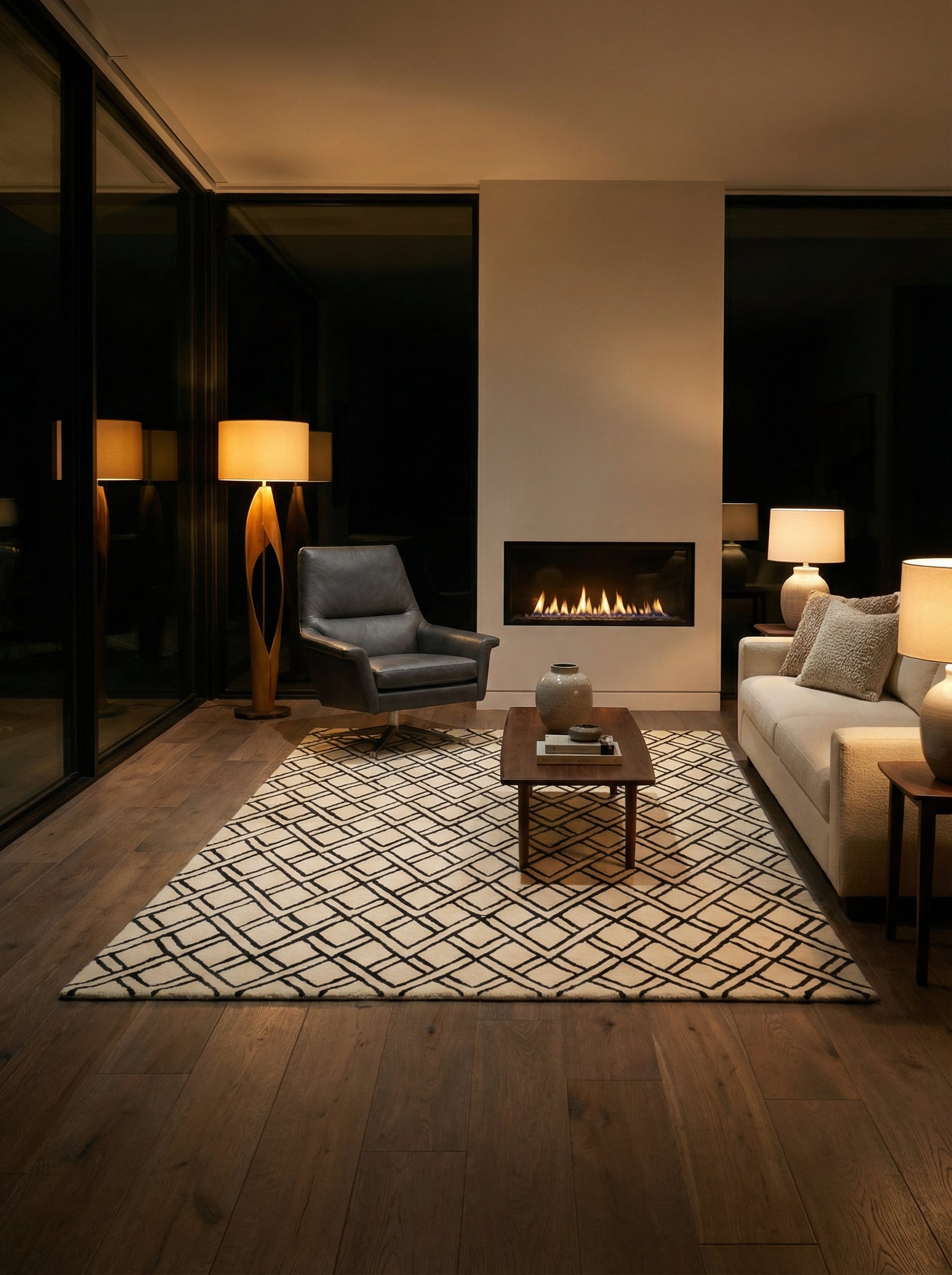 Tapis rectangulaire noir et ivoire, pièce chaleureuse, ambiance cosy, lumière chaude