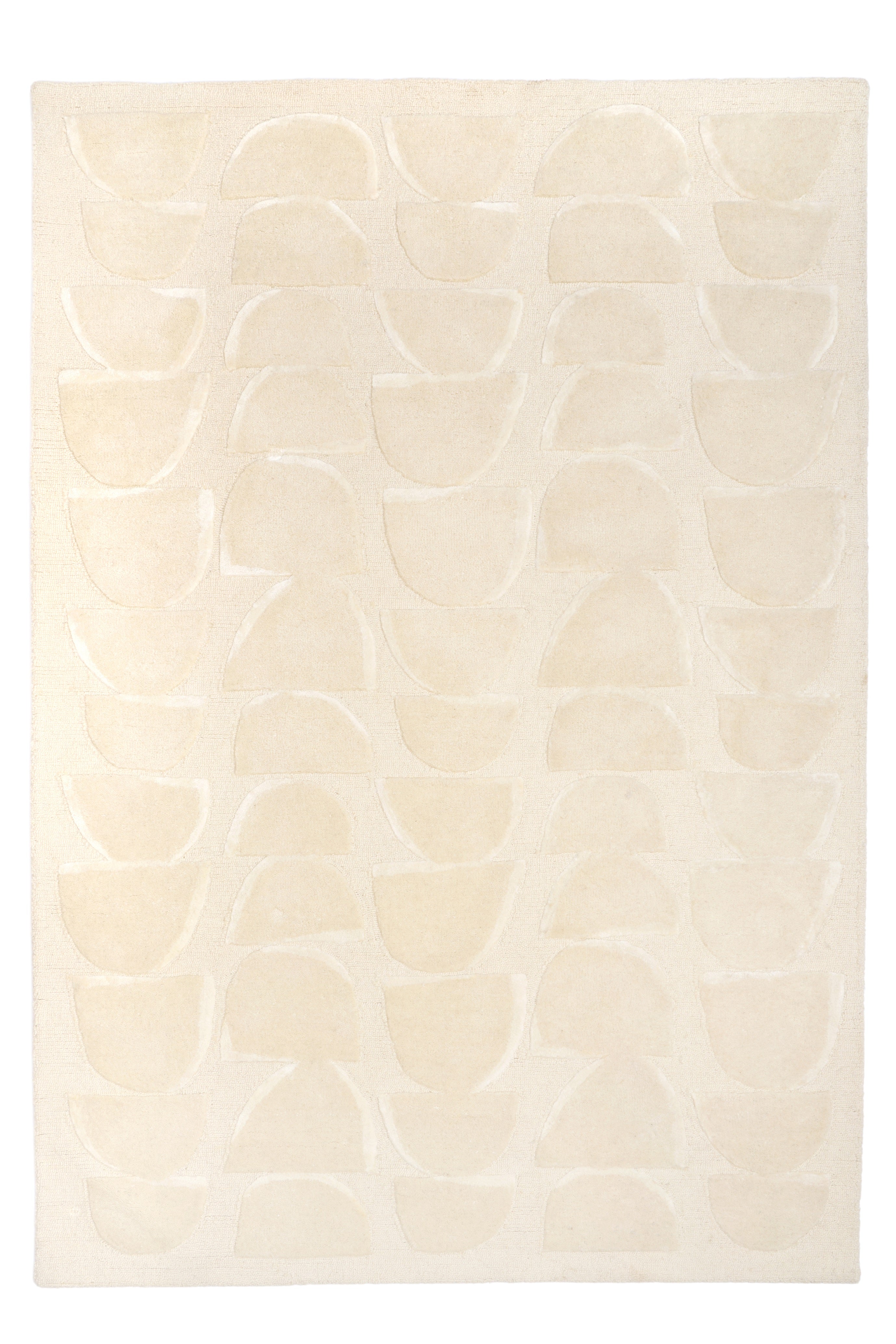 Tapis rectangulaire beige avec motif géométrique en demi-cercles, ambiance douce et épurée