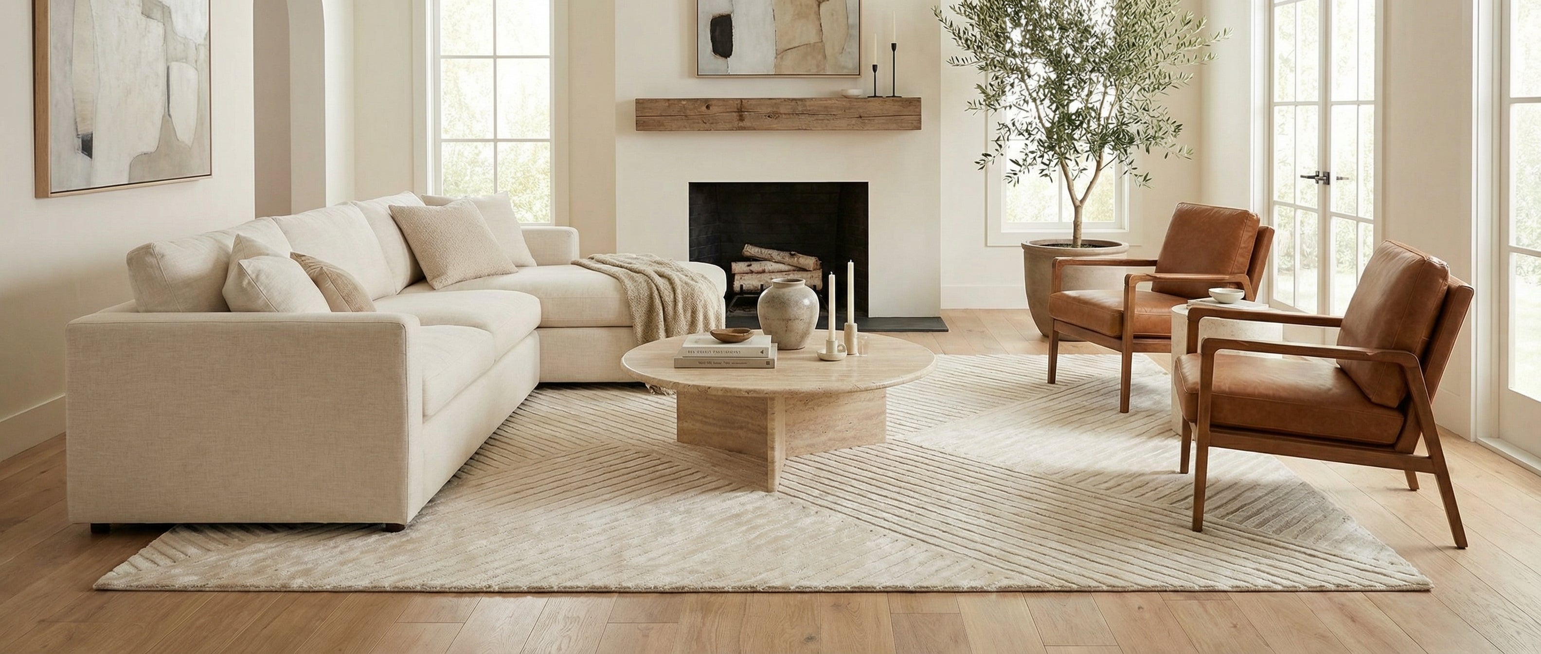 Type tapis, couleur ivoire, pièce. Forme irrégulière, lignes diagonales. Transformation réussie