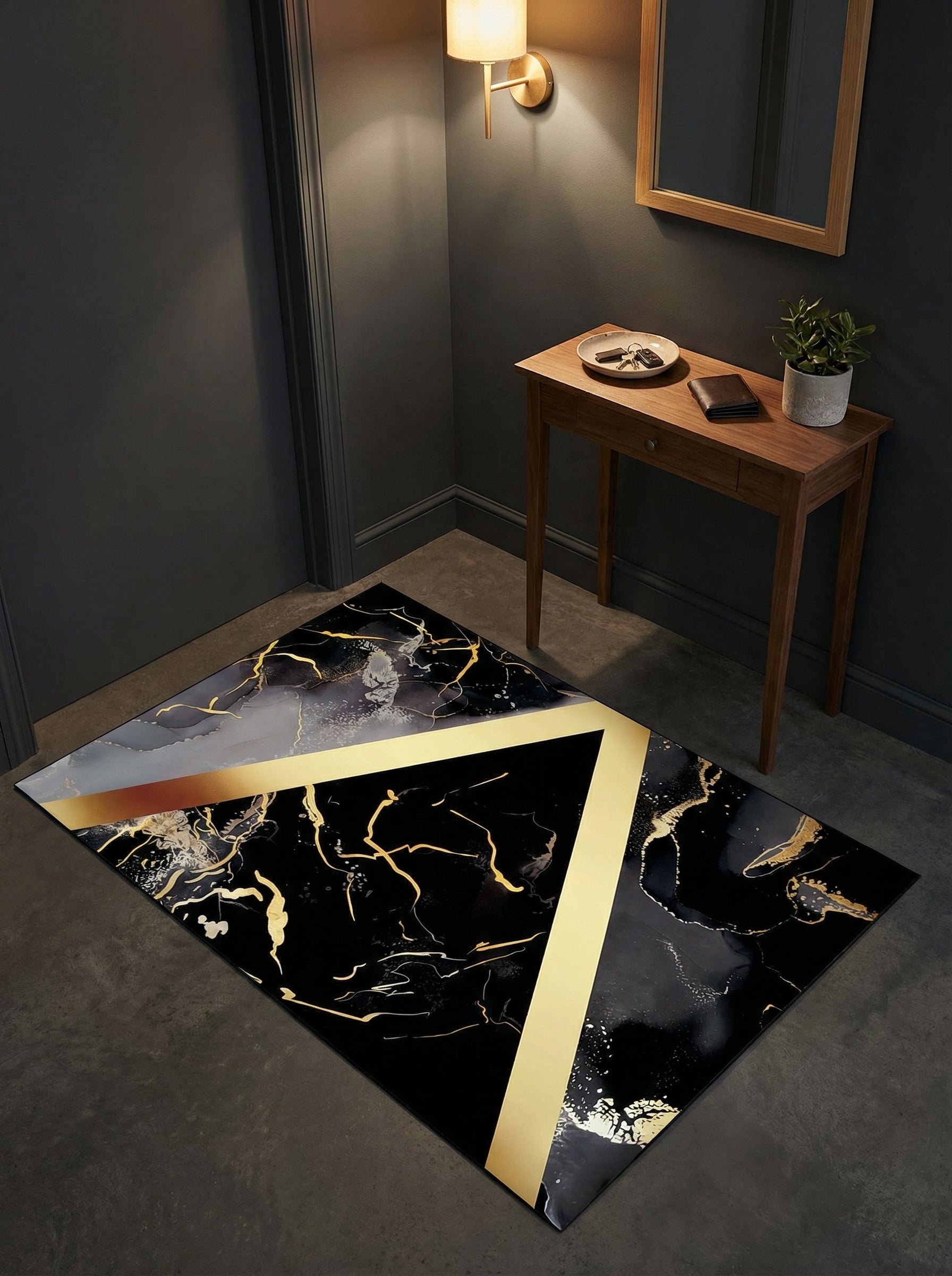 Tapis rectangulaire à motifs marbre noir, gris et or, avec des lignes dorées éclatantes et des bandes géométriques dans un hall d'entrée