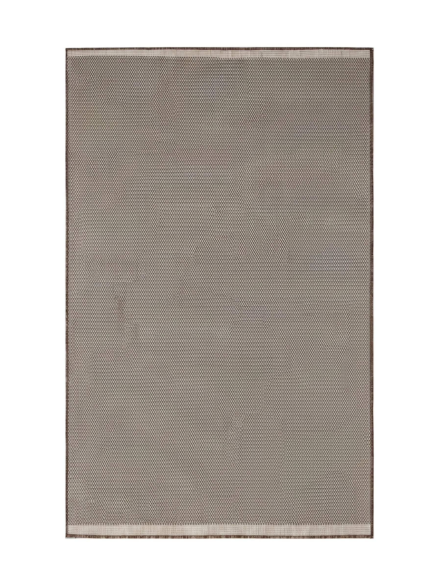 Tapis rectangulaire au tissage quadrillé marron et beige, avec une bande unie plus claire visible sur un bord