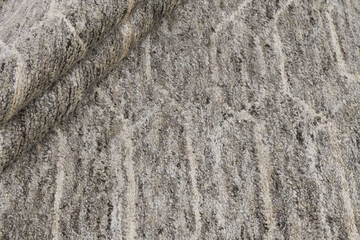 Woll-Viskose-Teppich Taupegrau - Percorso, Detail der Webstruktur