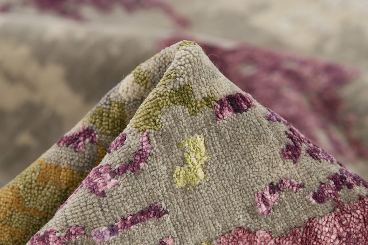 Plum & Ivory Wool & Viscose Rug - Ametista, another detail of the weave