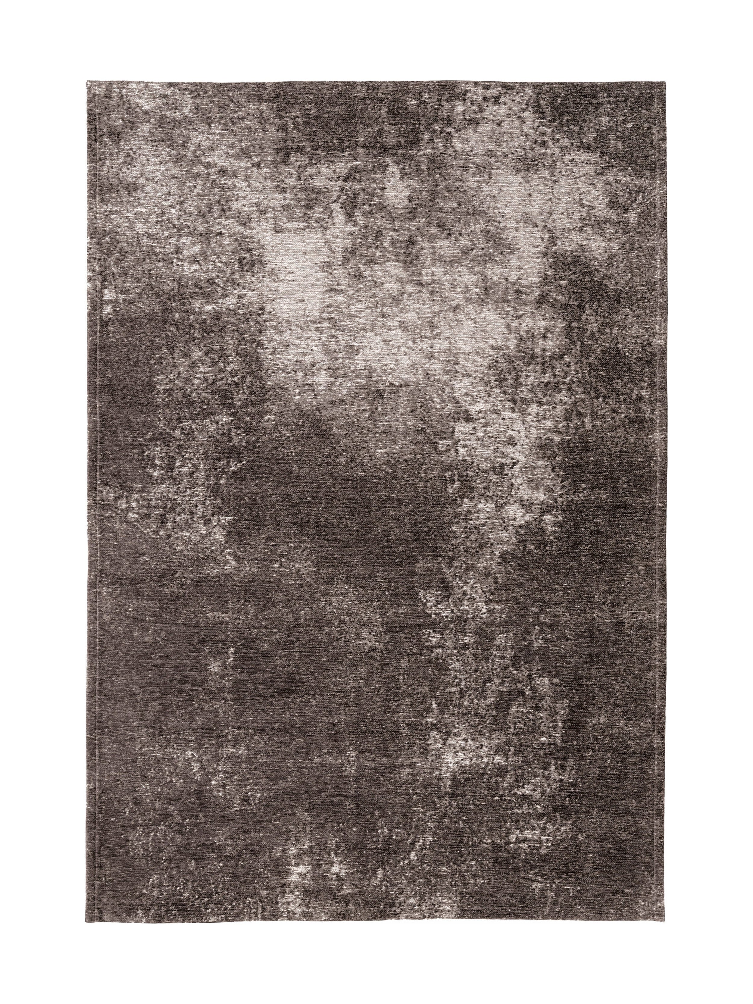 Tapis rectangulaire taupe avec un motif texturé et des nuances de gris, créant une ambiance chaleureuse