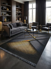 Tapis rectangulaire gris foncé orné d'un motif hexagonal doré lumineux sur une section, dans un salon moderne