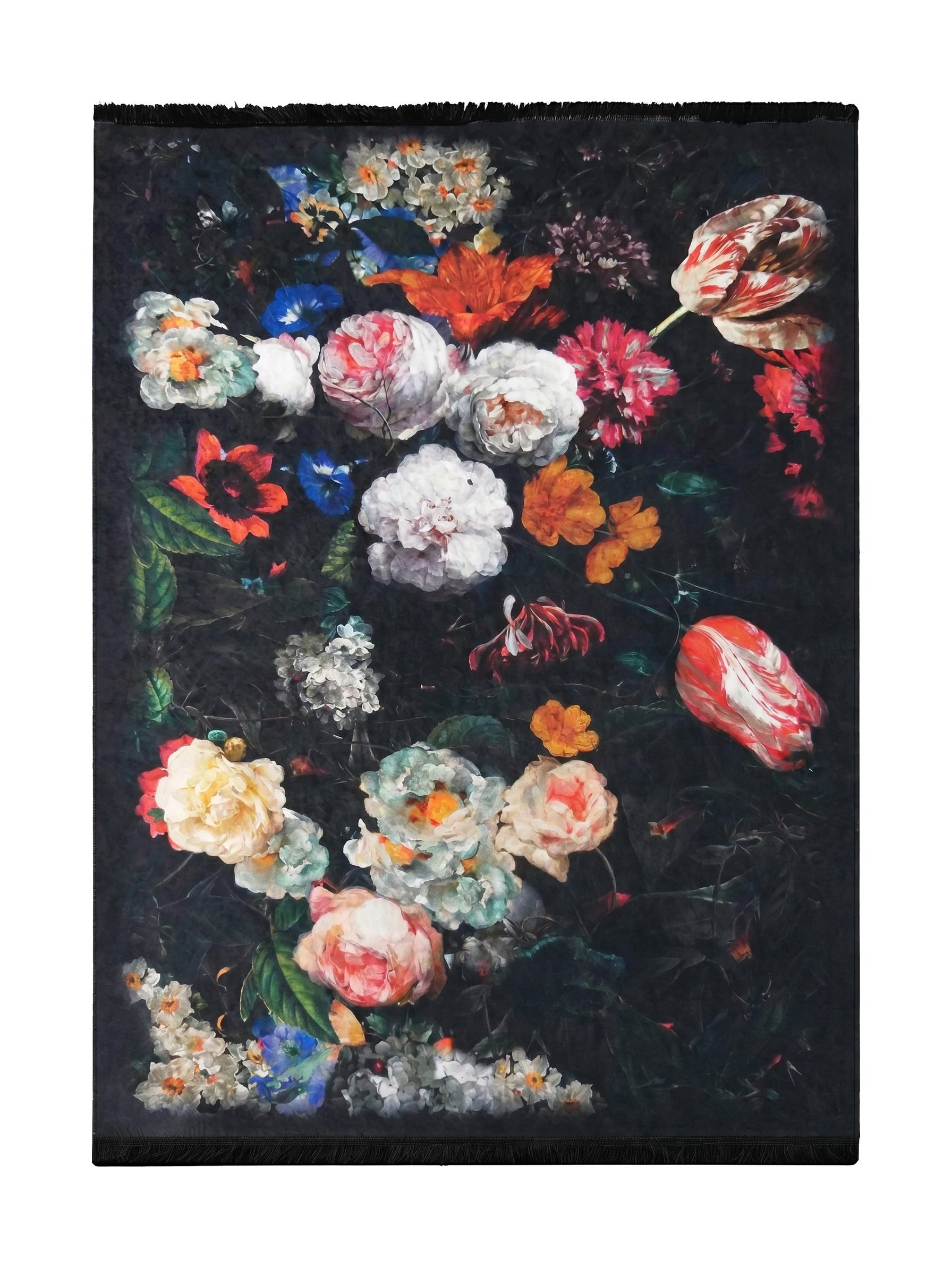Tapis rectangulaire à motif floral luxuriant sur fond sombre, avec des roses, tulipes et autres fleurs aux teintes vives et des franges noires