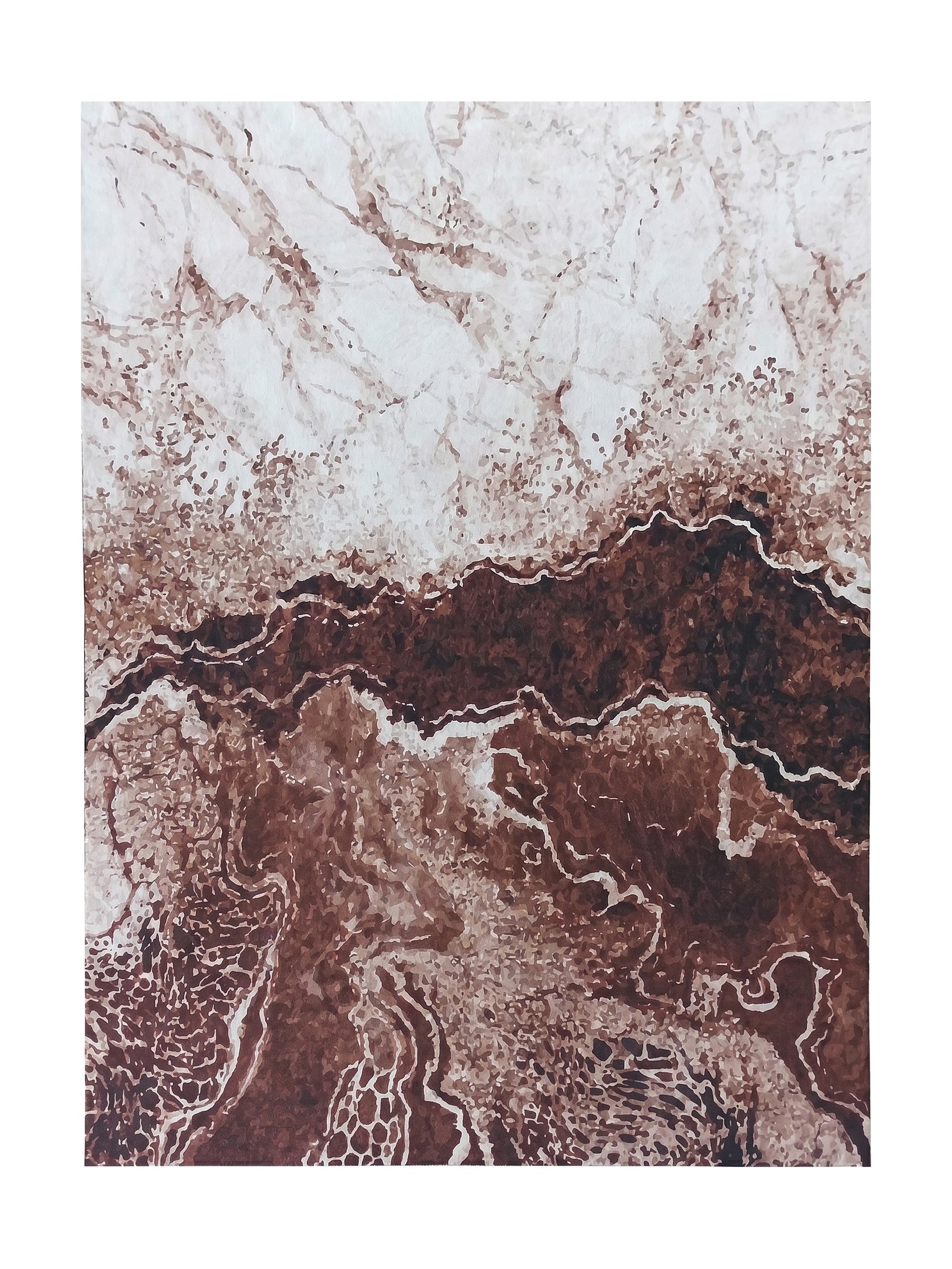 Tapis aux motifs abstraits dans des nuances de brun et blanc, évoquant des marbrures ou une texture de fourrure