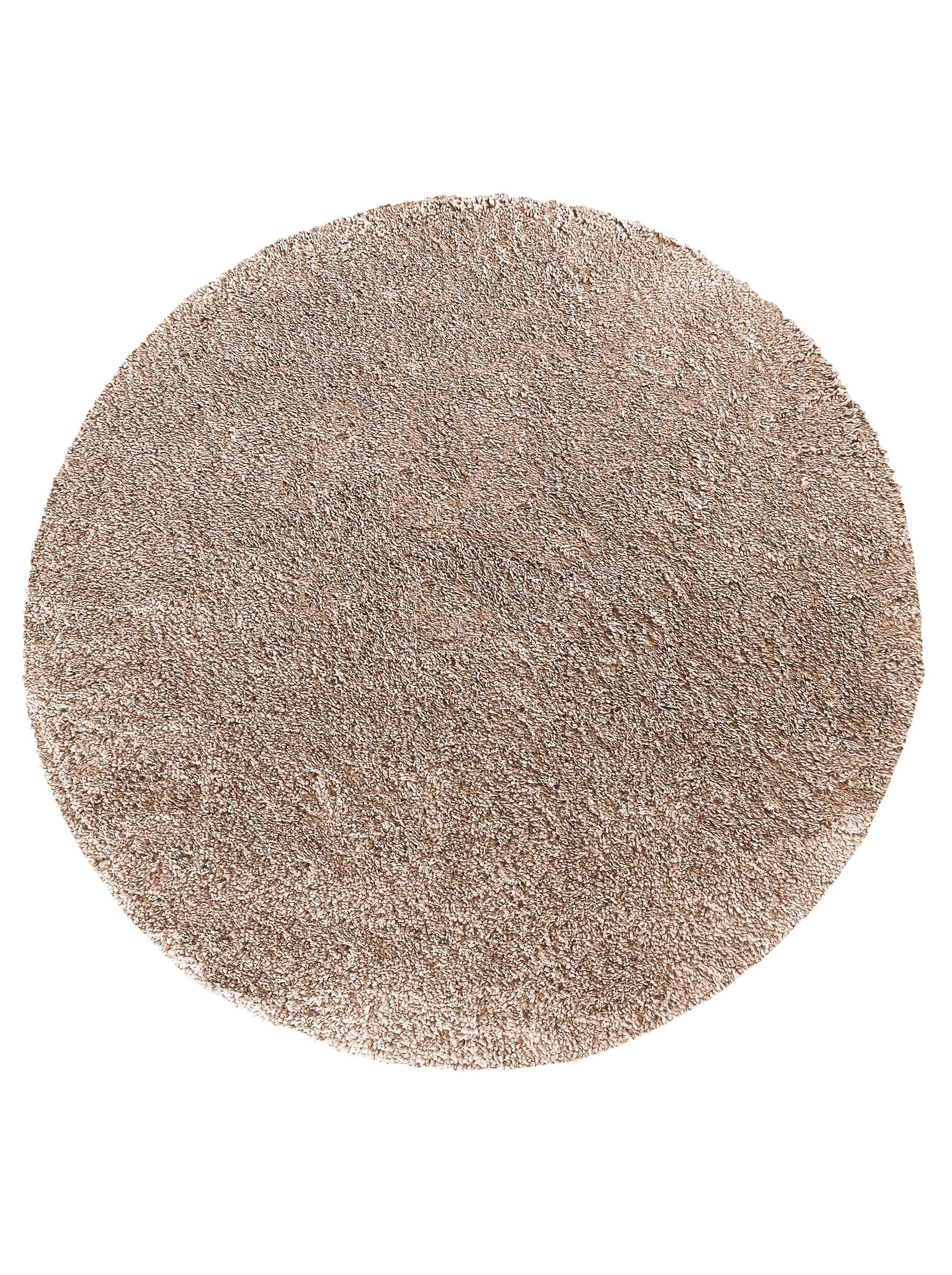 Tapis rond shaggy de couleur beige clair, avec une texture douce et dense à poils longs