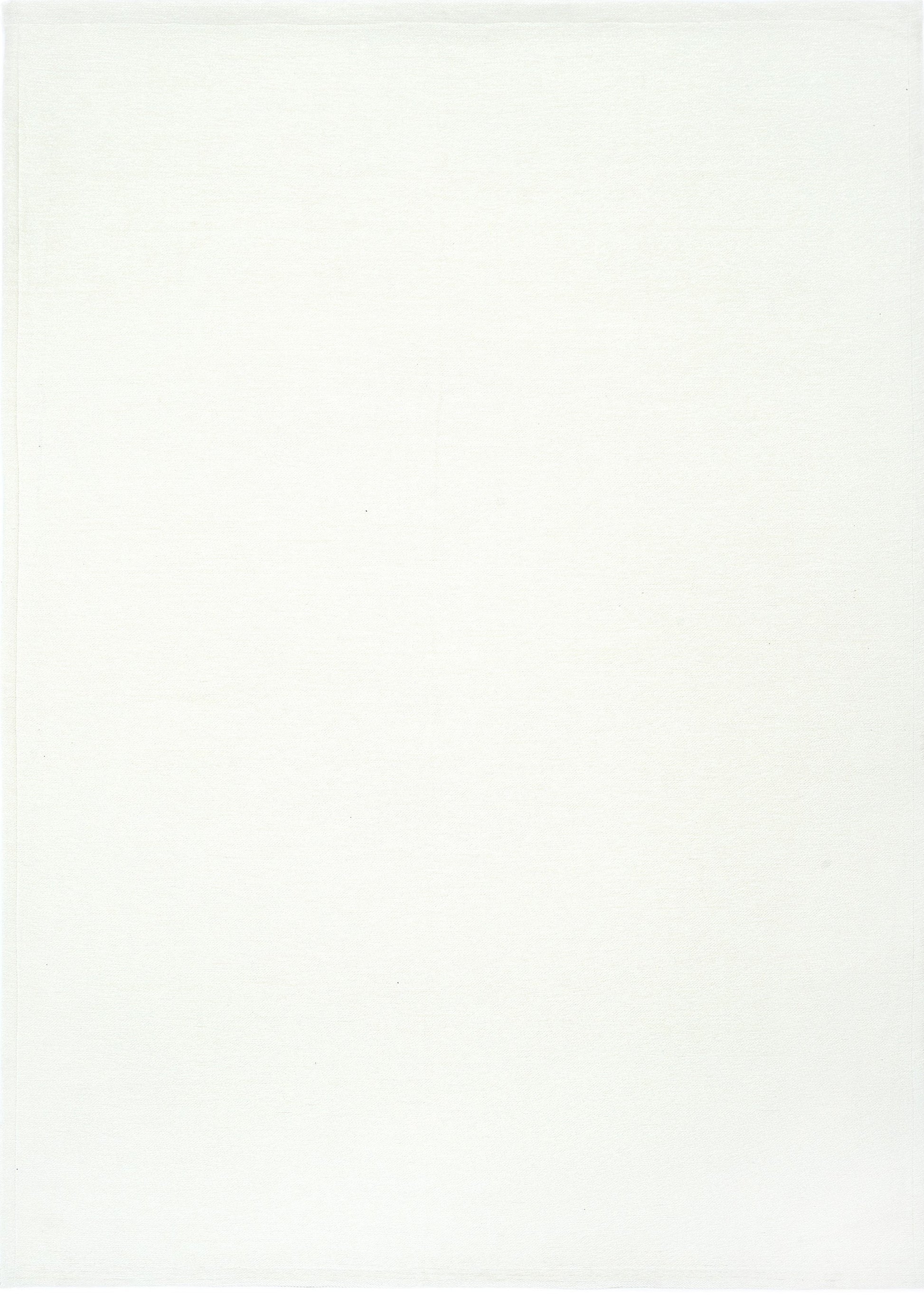 Tapis blanc de style simple, forme rectangulaire, ambiance neutre, idéal pour une pièce épurée