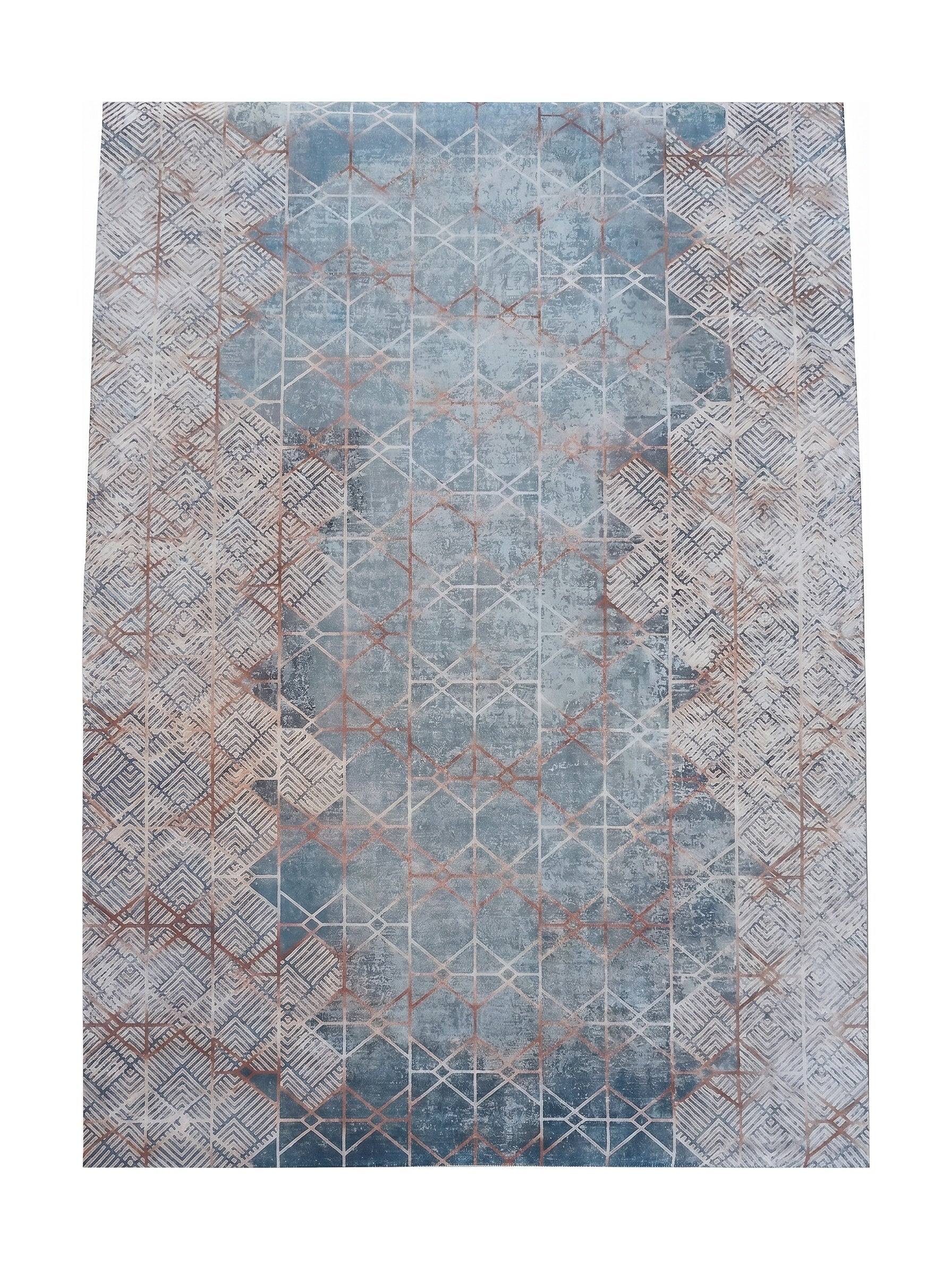 Tapis bleu-gris texturé avec un motif géométrique de croisillons cuivrés et crème au centre, et des chevrons sur les bords