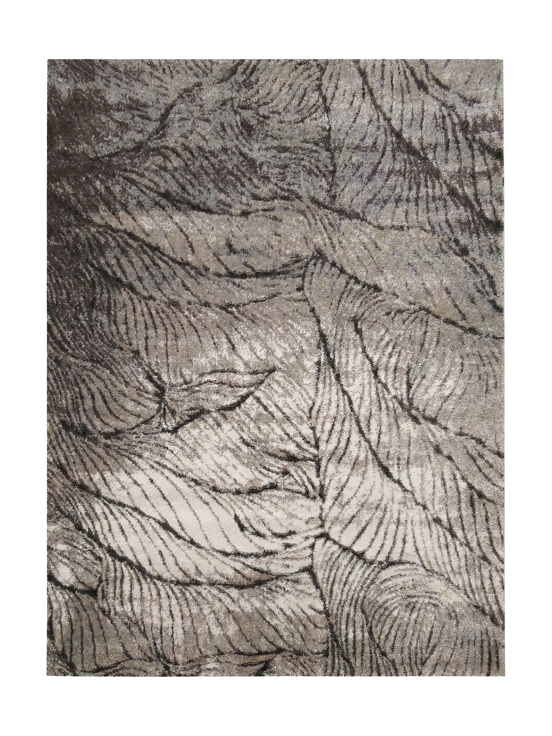 Tapis à texture douce et dense avec un motif abstrait de lignes organiques foncées sur fond clair, en gris et beige