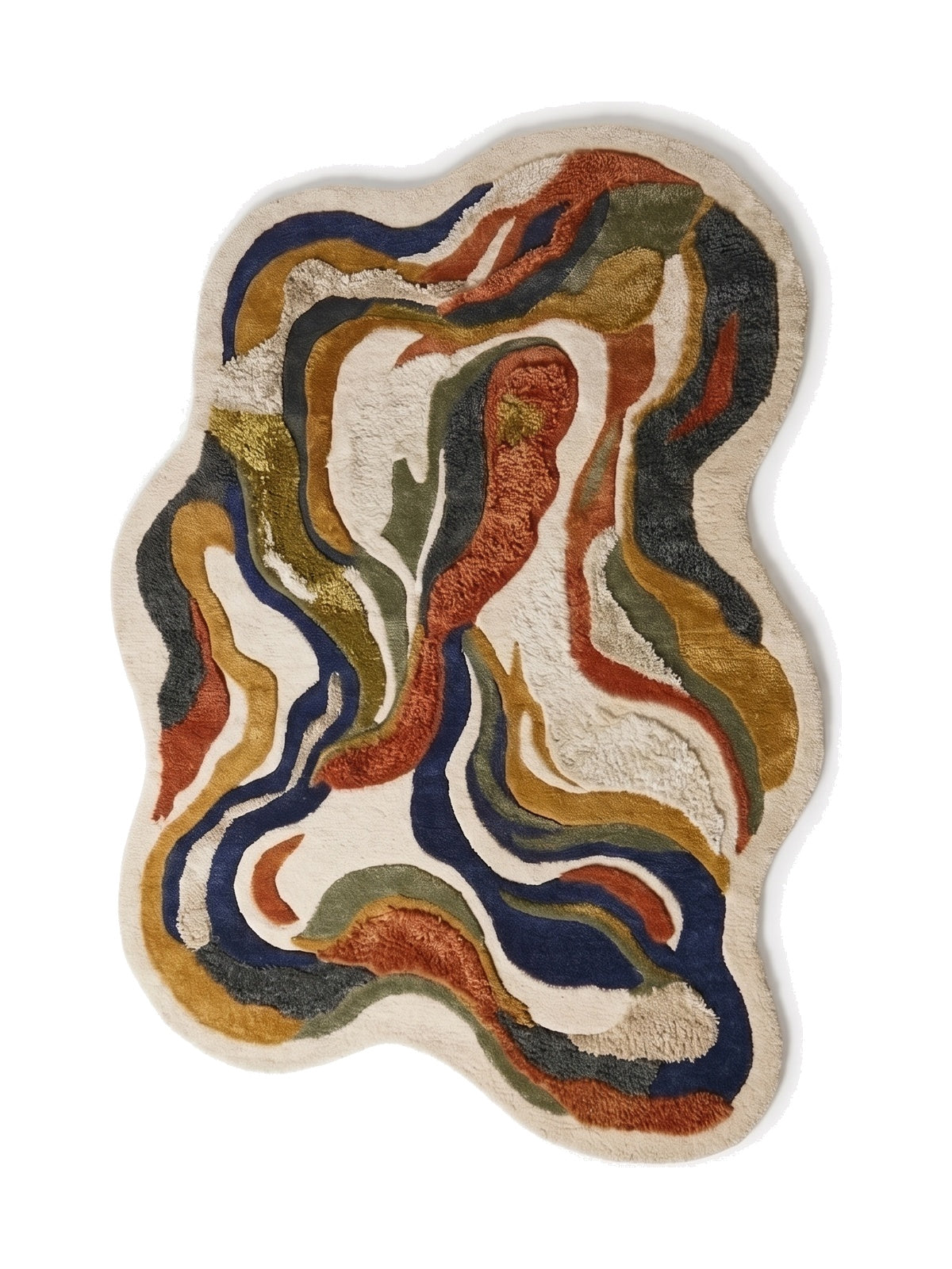 La surface sculptée de ce tapis irrégulier présente des motifs organiques en laine et viscose multicolores