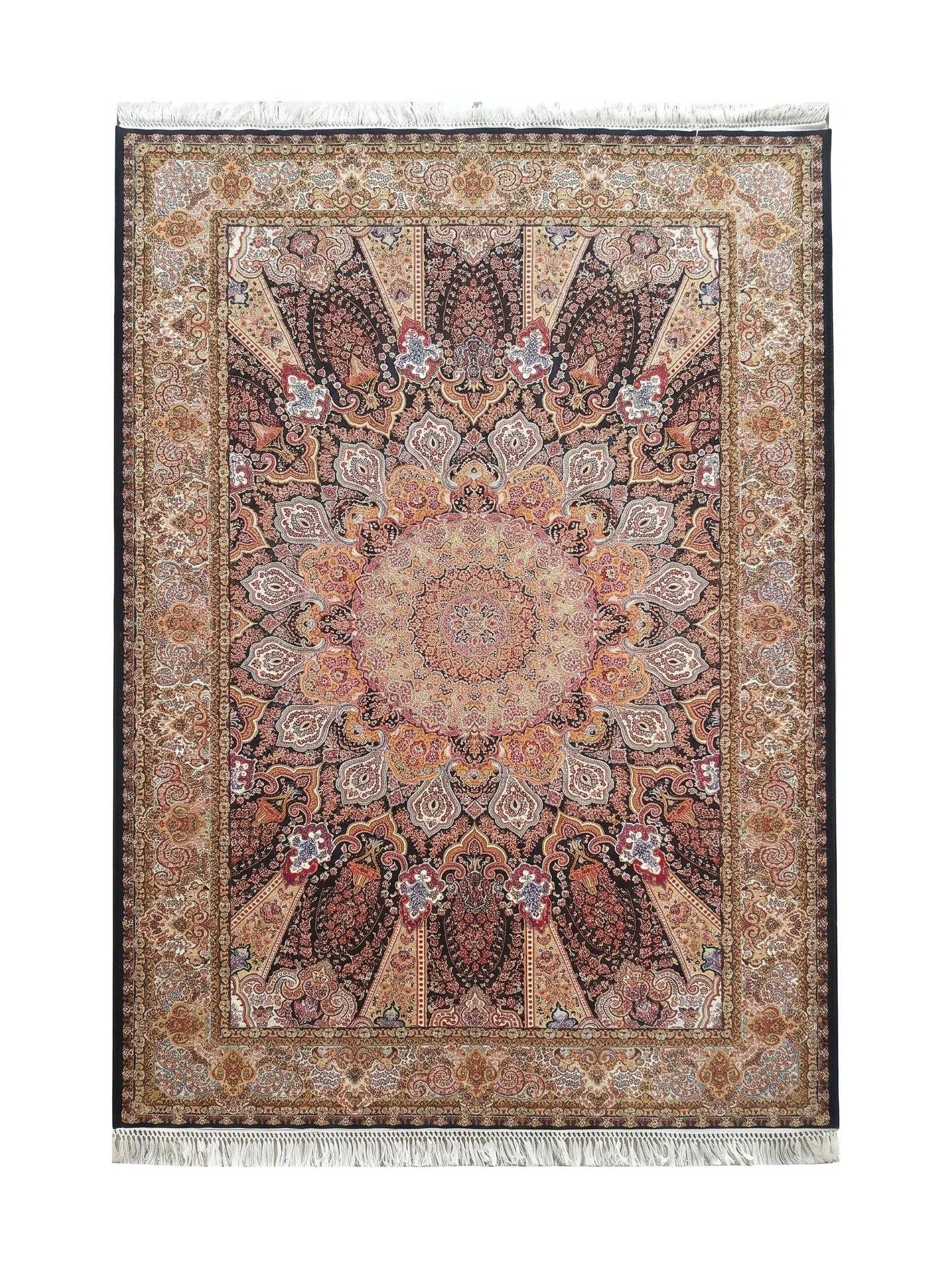 Tapis persan orné d'un médaillon central richement détaillé aux couleurs or, rouge et bleu sur fond noir avec franges claires