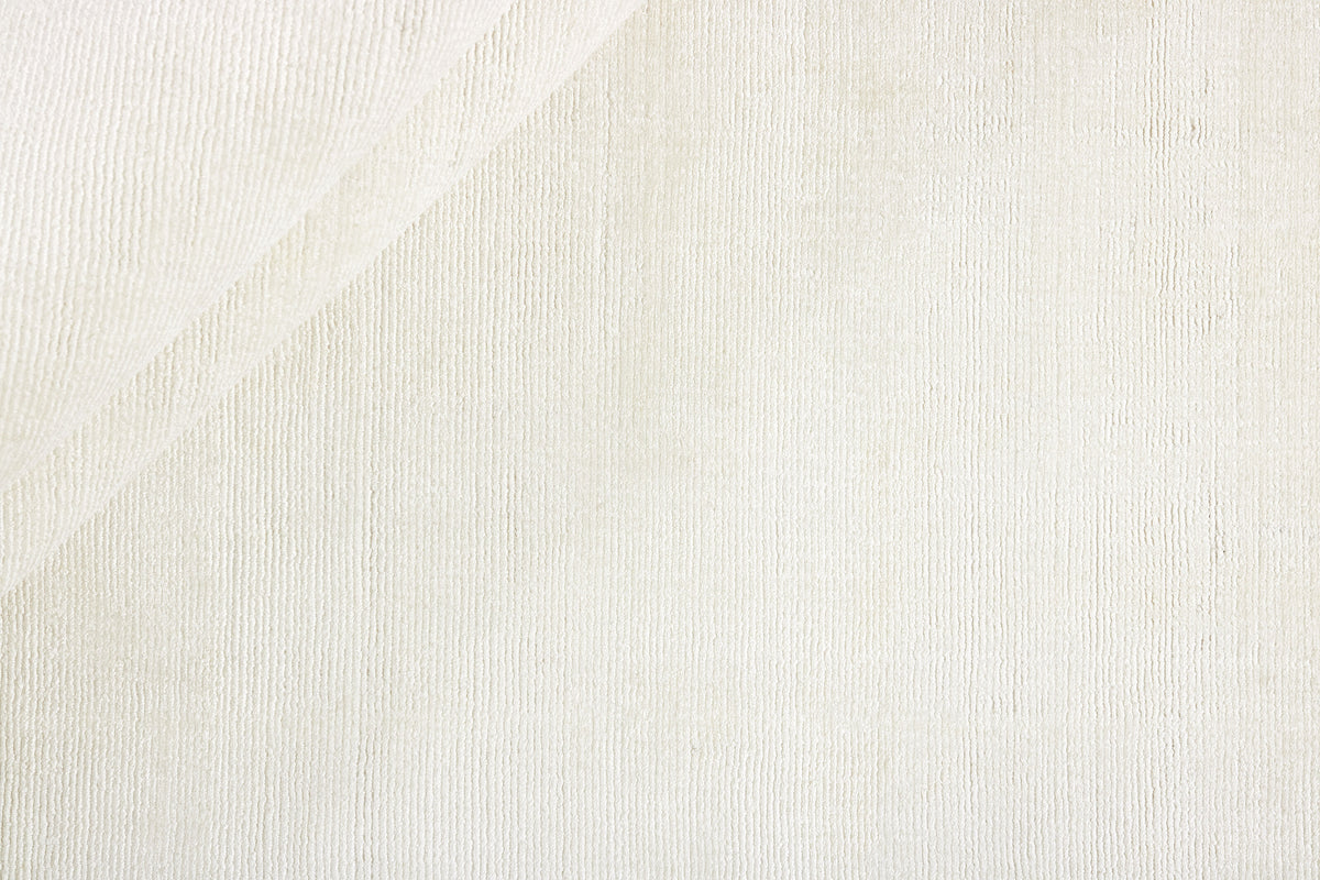 Off-White Viscose Rug - Lustro, detail of the weave